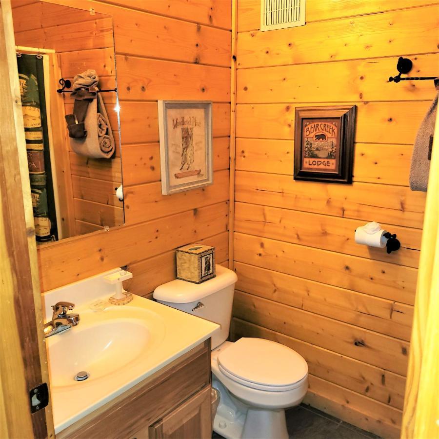 Skinny Dippin'-River Front- Free Tickets-Dog Friendly-Sleeps 6 Pigeon Forge Esterno foto